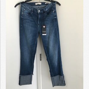 Brand new Guess Jeans - Size 25- With tag